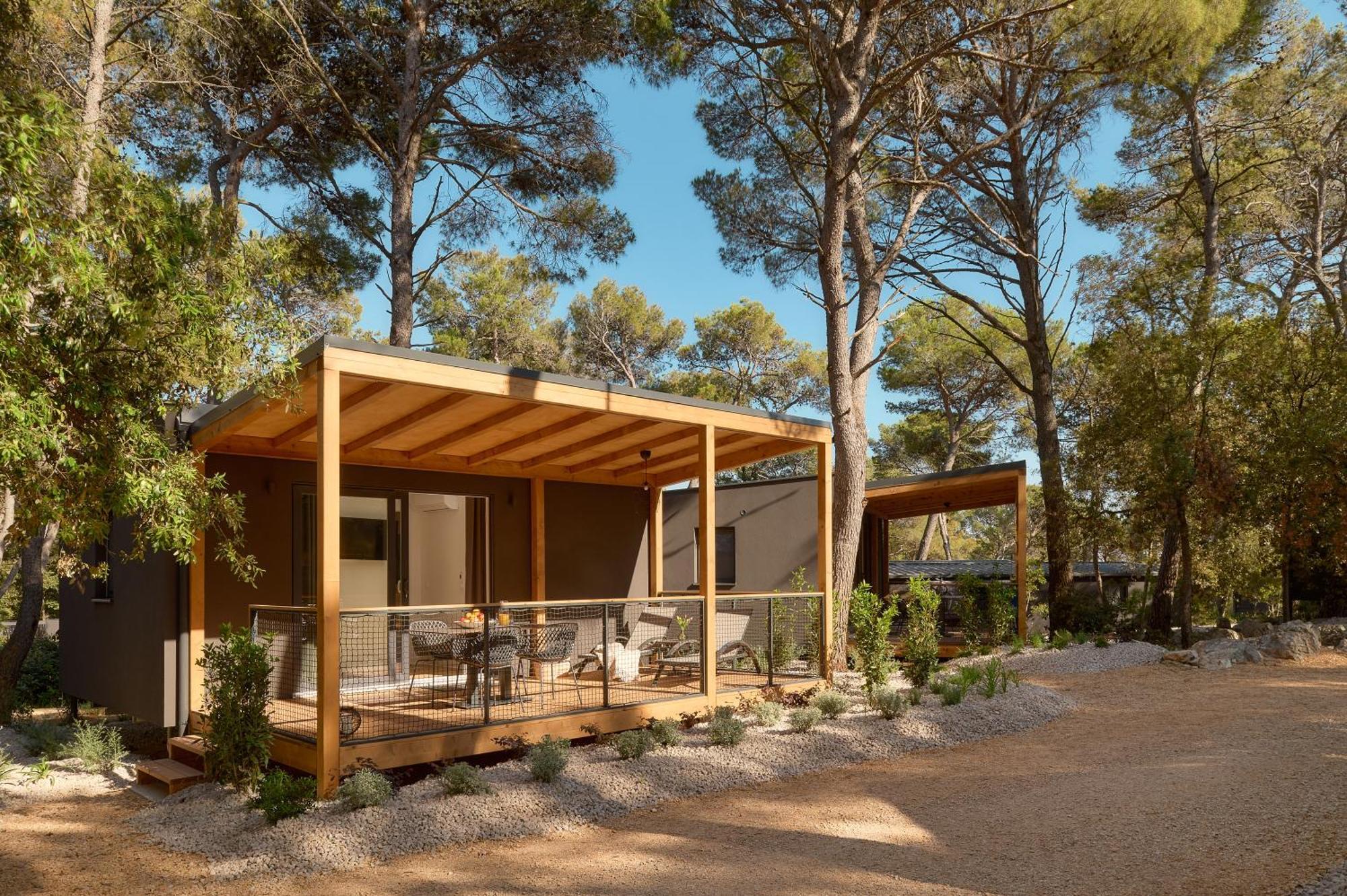 Pine Beach Pakostane Glamping Homes Eksteriør bilde